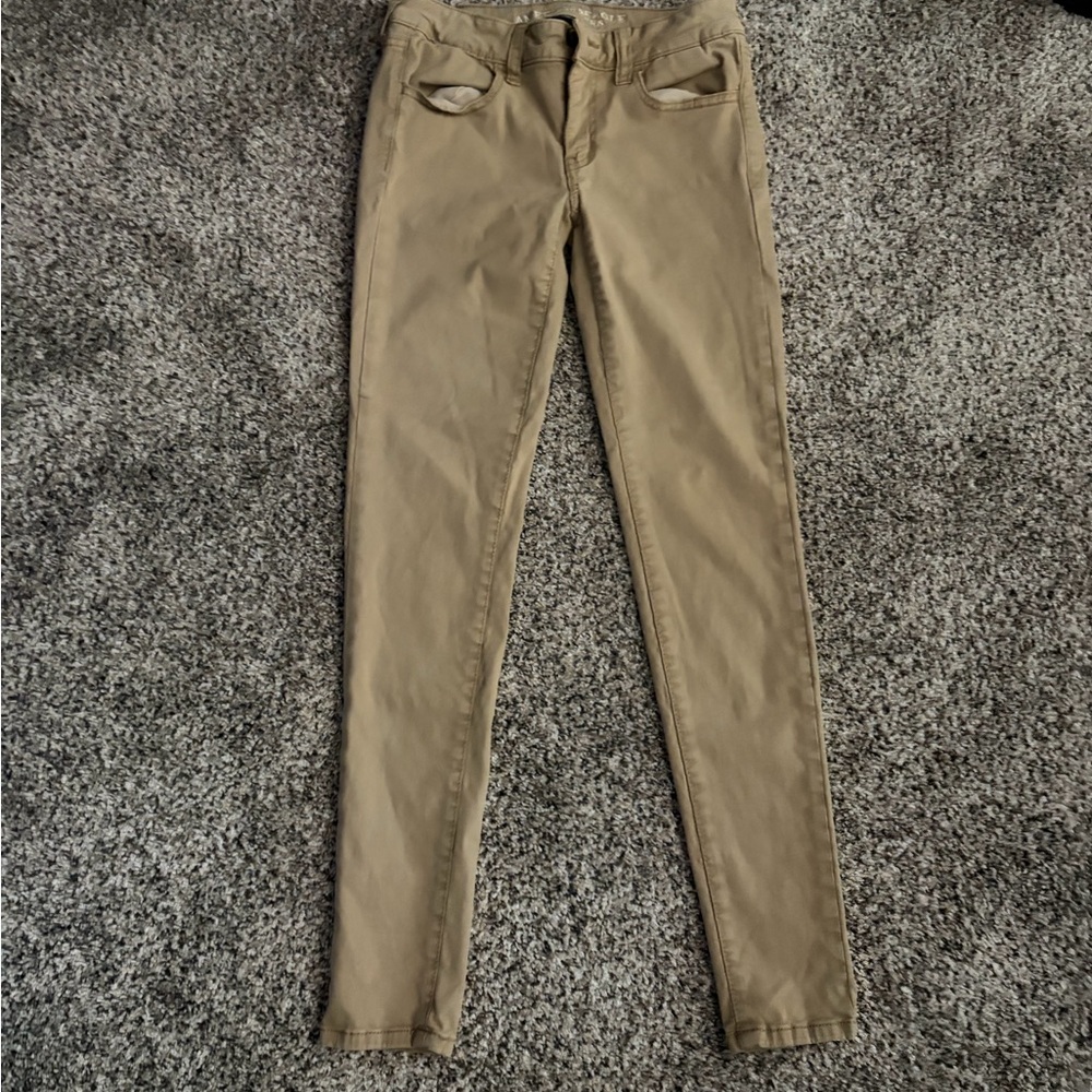 American Outfitters Jeggings. Women’s Slim Fit Tan Jeans. Size 2. 28 inch inseam